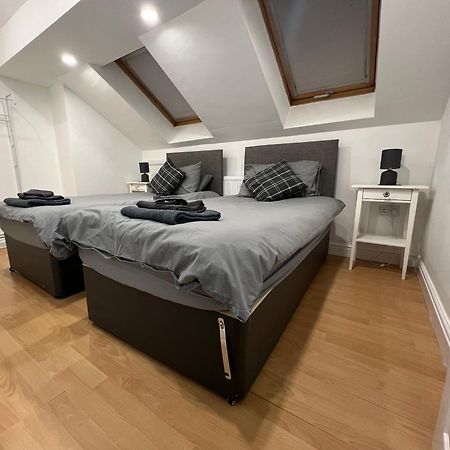 הליפקס Cosy Penthouse Suite Happily Sleeps Up To Five מראה חיצוני תמונה